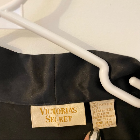 Vintage Victoria’s Secret lace and Satin Robe - Picture 3 of 3